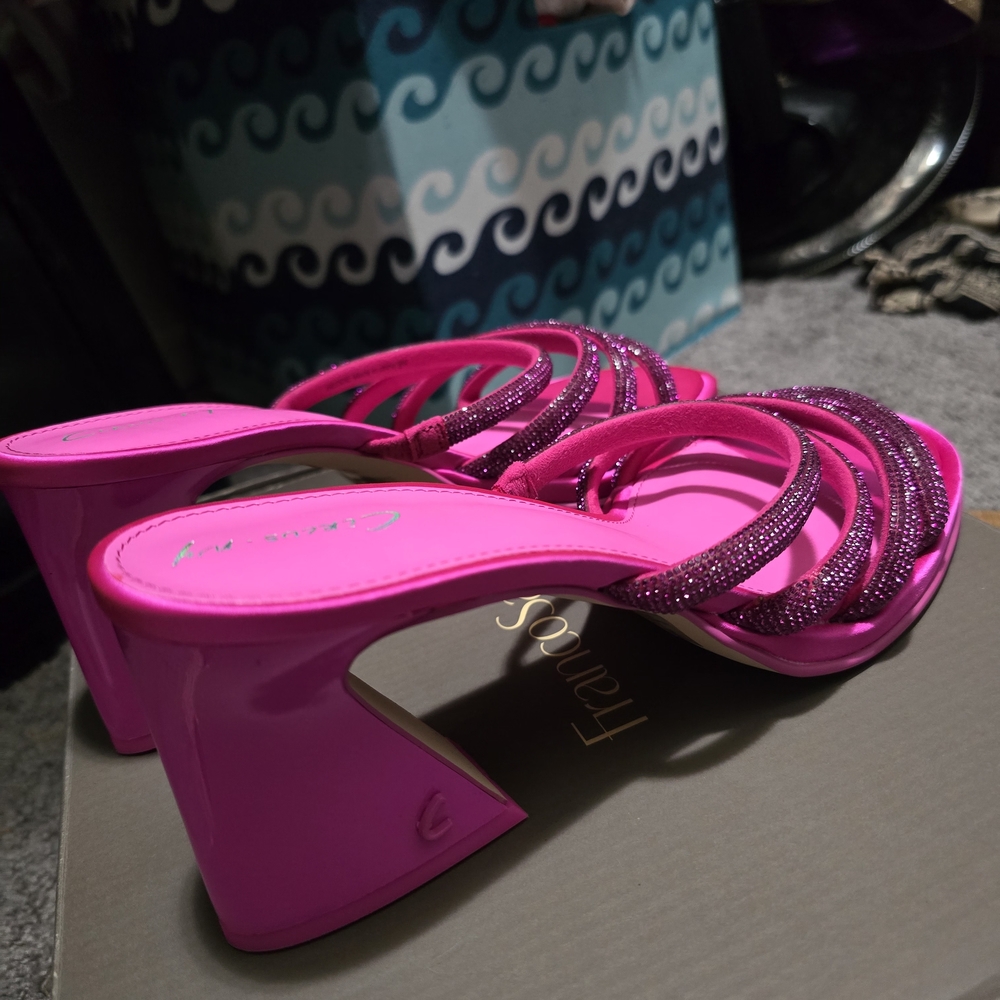 Sam Edelman Fuchsia Strappy Heels